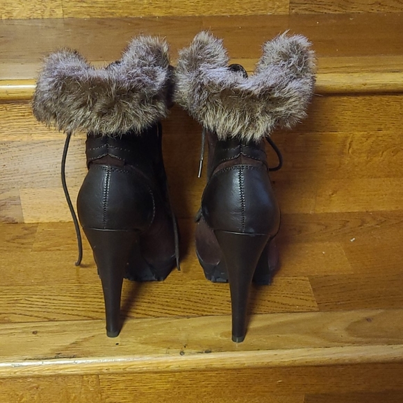 Ladies boots (NWOT) - Picture 3 of 8